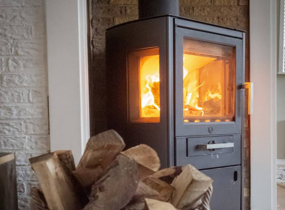 SIA defends wood stoves producing excessive indoor emissions
